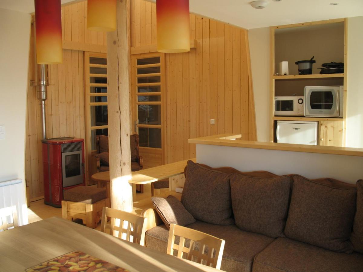 Les Loges Du Jura 4 Etoiles Apartment